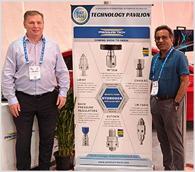 Steve Yorke-Robinson and Ravindra Vasish on the Pressure Tech stand at SIAT 24 in India